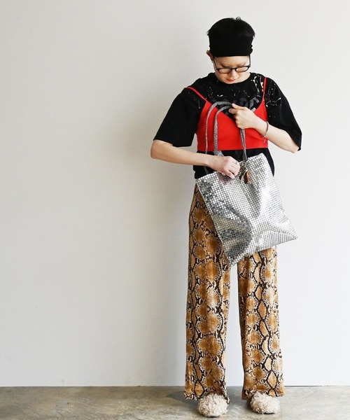 Magine(マージン)の「cheek チーク disc tote/ディスコ トート(トートバッグ・レディース・グリーン/ブラック/ブルー/ゴールド/シルバー・FREE)」の4枚目の写真