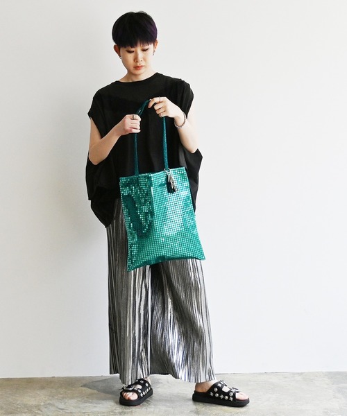 Magine(マージン)の「cheek チーク disc tote/ディスコ トート(トートバッグ・レディース・グリーン/ブラック/ブルー/ゴールド/シルバー・FREE)」の8枚目の写真