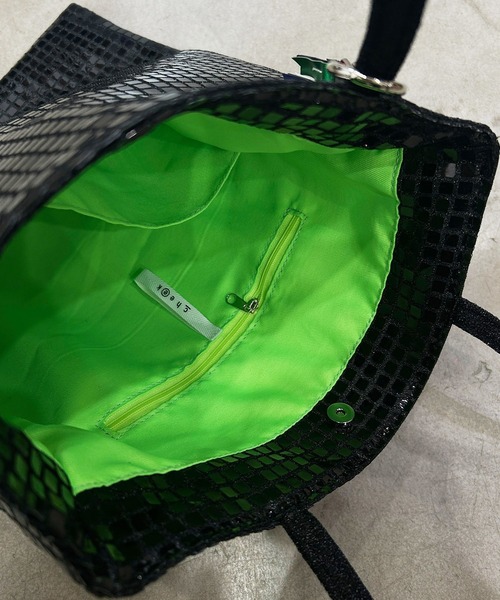 Magine(マージン)の「cheek チーク disc tote/ディスコ トート(トートバッグ・レディース・グリーン/ブラック/ブルー/ゴールド/シルバー・FREE)」の18枚目の写真
