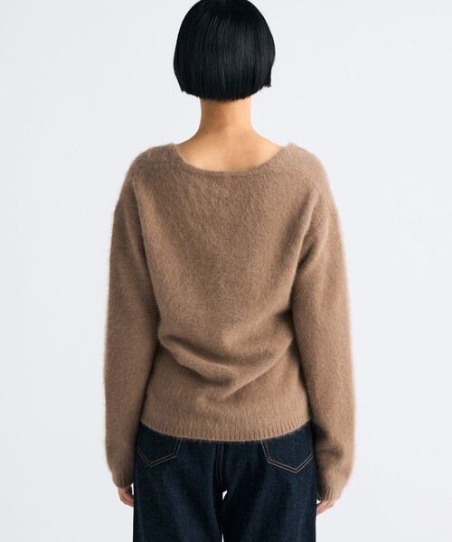 EDITION（エディション）の「フォックスシャギー Vネックニット（ニット/セーター・レディース・ブラック/ベージュ・FREE）」の8枚目の写真