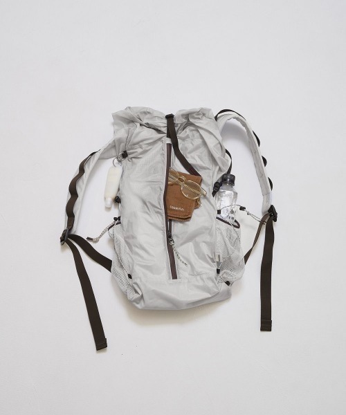 TODAYFUL（トゥデイフル）の「【TODAYFUL/トゥデイフル】Useful Sheer Backpack/シアーバックパック/リュック（バックパック/リュック・レディース・ブラック/ライトブルー・FREE）」の13枚目の写真