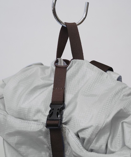 TODAYFUL（トゥデイフル）の「【TODAYFUL/トゥデイフル】Useful Sheer Backpack/シアーバックパック/リュック（バックパック/リュック・レディース・ブラック/ライトブルー・FREE）」の11枚目の写真