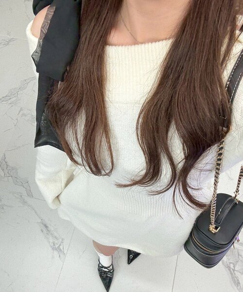 continuer de NICE CLAUP（コンティニューデナイスクラップ）の「【Ribbon Collection】マルチWAYオフショルニットワンピース（ワンピース・レディース・チャコールグレー/グレー/アイボリー・FREE）」の12枚目の写真