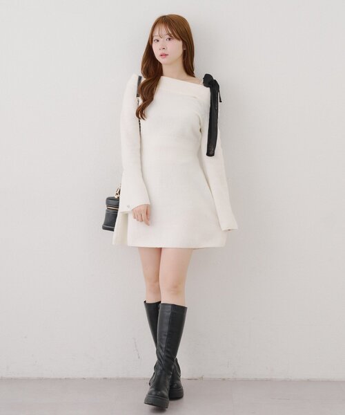 continuer de NICE CLAUP（コンティニューデナイスクラップ）の「【Ribbon Collection】マルチWAYオフショルニットワンピース（ワンピース・レディース・チャコールグレー/グレー/アイボリー・FREE）」の22枚目の写真