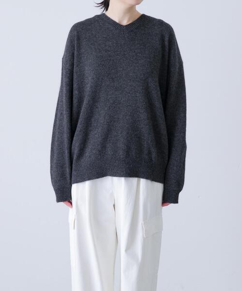 ヤクウールVネックニット（ニット/セーター）｜かぐれ（カグレ）の