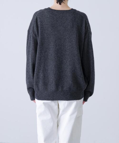 ヤクウールVネックニット（ニット/セーター）｜かぐれ（カグレ）の