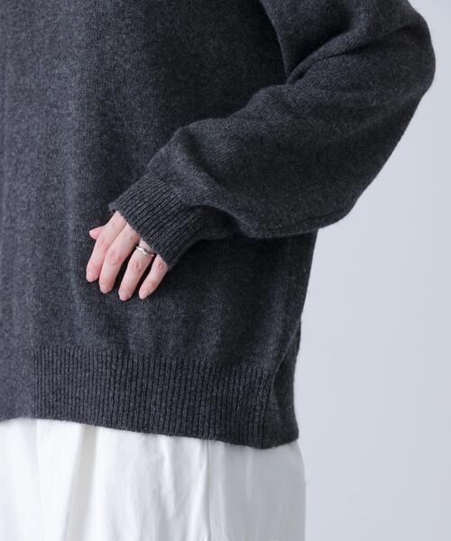 ヤクウールVネックニット（ニット/セーター）｜かぐれ（カグレ）の