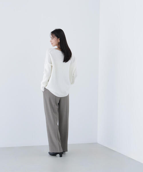NATURAL BEAUTY BASIC(ナチュラルビューティーベーシック)の「◇ウールブレンドヘアリーニット(ニット/セーター・レディース・ダークブラウン/レッド/オフホワイト・FREE)」の4枚目の写真