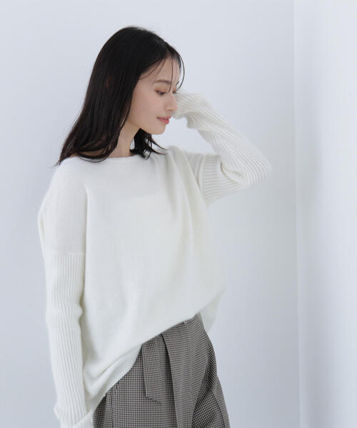 NATURAL BEAUTY BASIC(ナチュラルビューティーベーシック)の「◇ウールブレンドヘアリーニット(ニット/セーター・レディース・ダークブラウン/レッド/オフホワイト・FREE)」の5枚目の写真