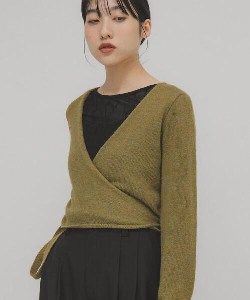 KBF（ケイビーエフ）の「カシュクールコンパクトニット（ニット/セーター・レディース・オリーブ/ライトベージュ/グレー・ONE）」の13枚目の写真