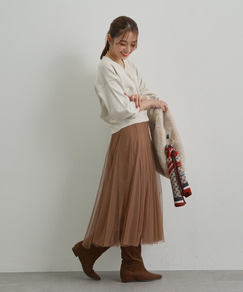 un dix cors（アンディコール）の「《さりげなく大人可愛い》Wパール釦ショートカーディガン（カーディガン/ボレロ・レディース・ブラック/アイボリー/グレー・FREE）」の22枚目の写真