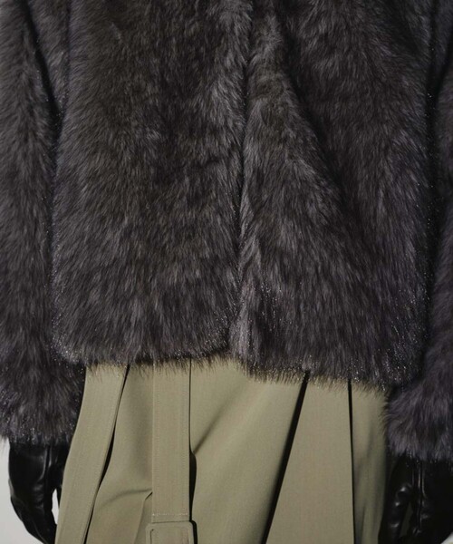 RIM.ARK（リムアーク）の「【RIM.ARK/リムアーク】High collar faux fur jacket/ハイカラーフェイクファージャケット（その他アウター・レディース・グレー/ブラウン・FREE）」の15枚目の写真