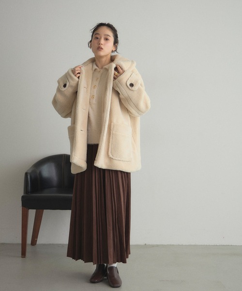 &. NOSTALGIA（アンドドットノスタルジア）の「テディボアステンカラーコート（ステンカラーコート・レディース・チャコールグレー/ライトベージュ・M）」の3枚目の写真