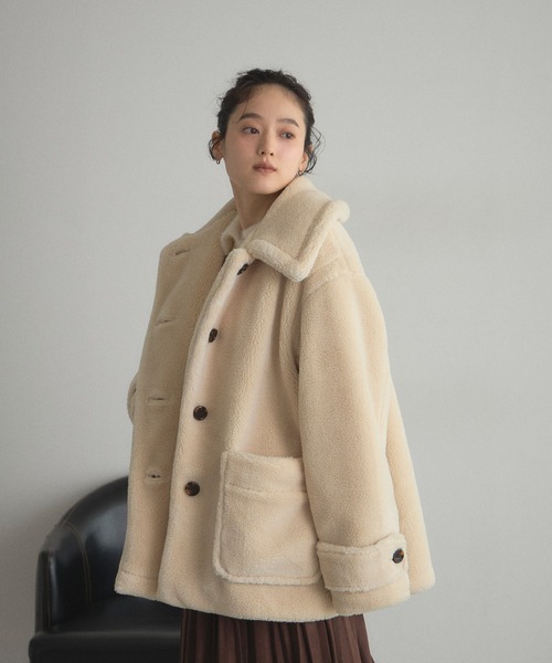 &. NOSTALGIA（アンドドットノスタルジア）の「テディボアステンカラーコート（ステンカラーコート・レディース・チャコールグレー/ライトベージュ・M）」の4枚目の写真