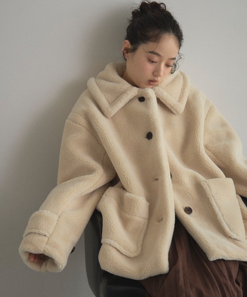 &. NOSTALGIA（アンドドットノスタルジア）の「テディボアステンカラーコート（ステンカラーコート・レディース・チャコールグレー/ライトベージュ・M）」の9枚目の写真