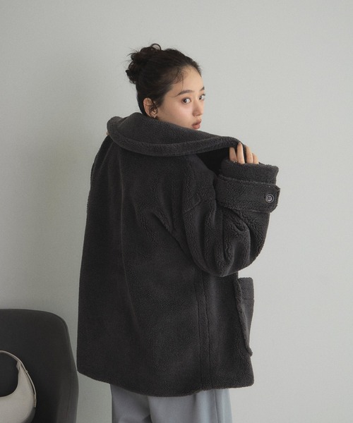 &. NOSTALGIA（アンドドットノスタルジア）の「テディボアステンカラーコート（ステンカラーコート・レディース・チャコールグレー/ライトベージュ・M）」の17枚目の写真