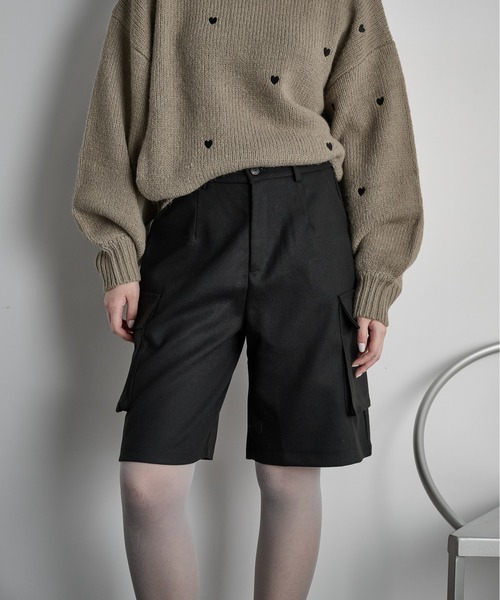 THE YOn(ザヨン)の「ウールライクカーゴハーフパンツ(カーゴパンツ・レディース・ブラウン/ブラック/チャコールグレー・FREE)」の4枚目の写真