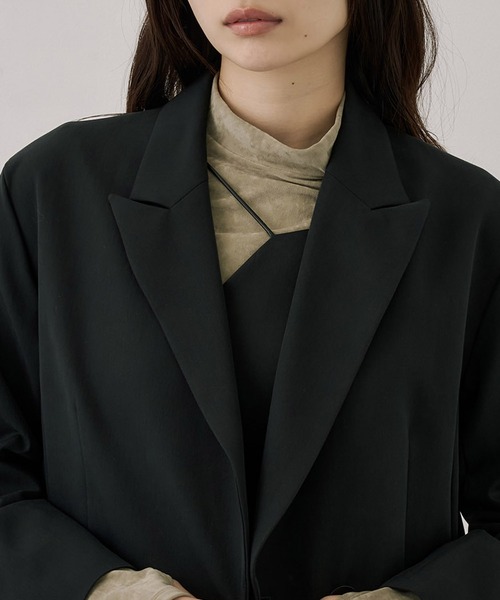 UNITED TOKYO（ユナイテッドトウキョウ）の「フィブリルテーラードジャケット｜ウォッシャブル/セットアップ/オフィスカジュアル/オケージョン/ストレッチ/冬服（テーラードジャケット・レディース・グレー/ブラック・1/2）」の11枚目の写真