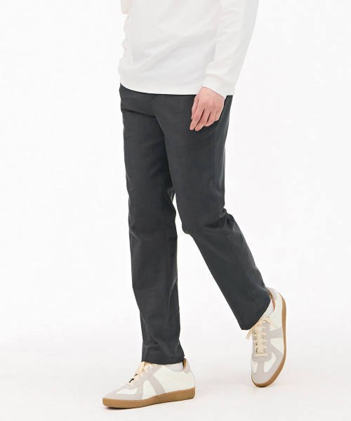CHASECULT（チェイスカルト）の「男性サイドバンディングテーパードクーリングパンツ-チャコール（その他パンツ・メンズ・チャコールグレー・76/92/82/86）」の2枚目の写真