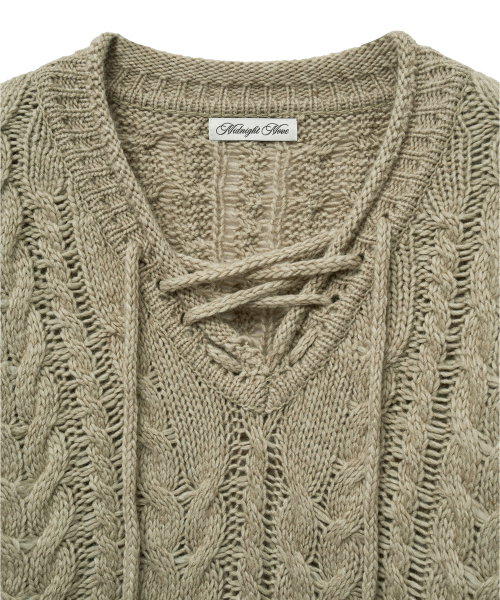 Midnight Move（ミッドナイトムーブ）の「v tassel knit ops [beige]（ニット/セーター・レディース・その他・FREE）」の3枚目の写真