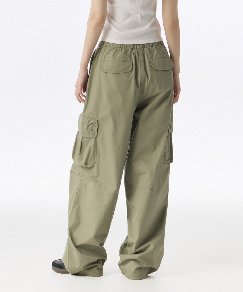 MUSINSA STANDARD WOMAN（ムシンサスタンダードウーマン）の「ウィメンズコットンパラシュートカーゴパンツ[ライトカーキ]（スウェットパンツ・レディース・その他・30/24/26/28/22）」の7枚目の写真