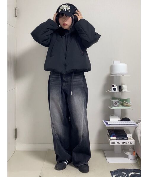 MUSINSA STANDARD WOMAN（ムシンサスタンダードウーマン）の「ウィメンズリラックスクルーネック長袖Tシャツ[ブラック]（Tシャツ/カットソー・レディース・その他・X-SMALL/SMALL/MEDIUM/LARGE/X-LARGE）」の7枚目の写真
