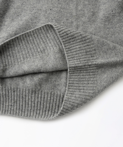 OUTSTANDING(アウトスタンディング)の「PURE WOOL WHOLEGARMENT KNIT_MELANGE GRAY(ニット/セーター・メンズ・その他・SMALL/MEDIUM/LARGE)」の6枚目の写真