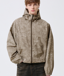 TRILLION（トリリオン）の「ピグメントダイングフードジップアップウィンドブレーカー_ブラウン（ナイロンジャケット）」