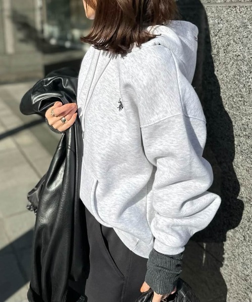 U.S. POLO ASSN.(ユーエスポロアッスン)の「U.S. POLO ASSN. ワンポイント刺繍ロゴ裏起毛フーディ(スウェット・レディース・ライトグレー/ブラック/ネイビー/チャコール・フリー)」の19枚目の写真