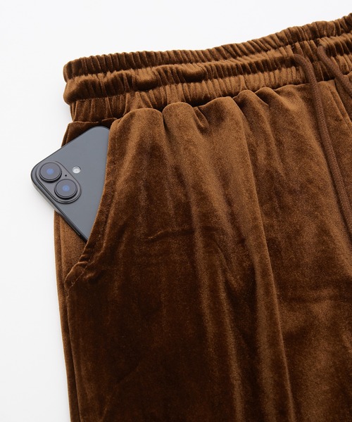 improves（インプローブス）の「ワイドシルエット リラックス ベロアパンツ（その他パンツ・メンズ・ダークブラウン/チャコール/ブラック・LARGE/MEDIUM）」の20枚目の写真