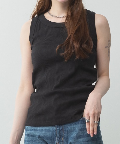 aity(アイティ)の「ランダムリブタンクトップ コットン100% 夏服(タンクトップ・レディース・ブラック/ホワイト/バーガンディー/ネイビー・M/L/LL)」の5枚目の写真