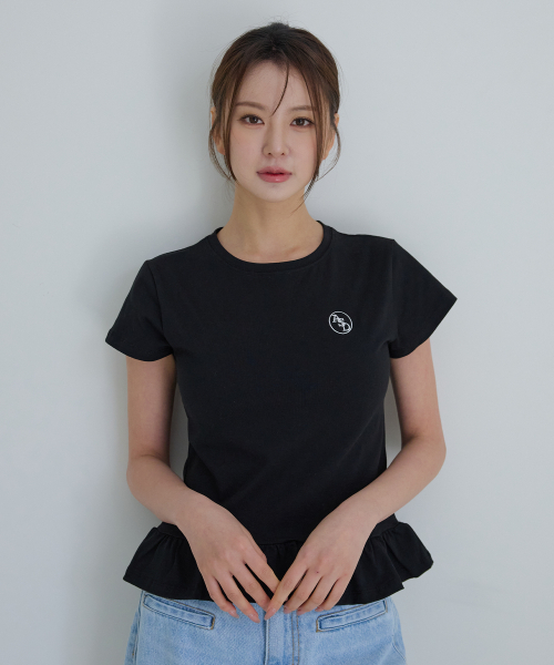 AWESOME STUDIO(オーサムスタジオ)の「フリルレイヤード半袖Tシャツブラック(Tシャツ/カットソー・レディース・ブラック・FREE)」の2枚目の写真