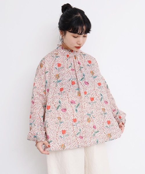 l'atelier du savon（アトリエドサボン）の「ちぎり絵のチューリッププリントブラウス（シャツ/ブラウス・レディース・レッド/グリーン・FREE）」の13枚目の写真