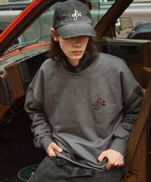 2113 STUDIO（イイルイルサムスタジオ）の「音符ロゴスウェット ダークグレー（スウェット）」