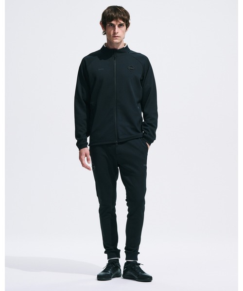 F.C.Real Bristol(エフシーレアルブリストル)の「ELITE TRAINING TRACK JACKET(ブルゾン・メンズ・ブラック/ブルー・SMALL/MEDIUM/LARGE/X-LARGE/XX-LARGE)」の4枚目の写真