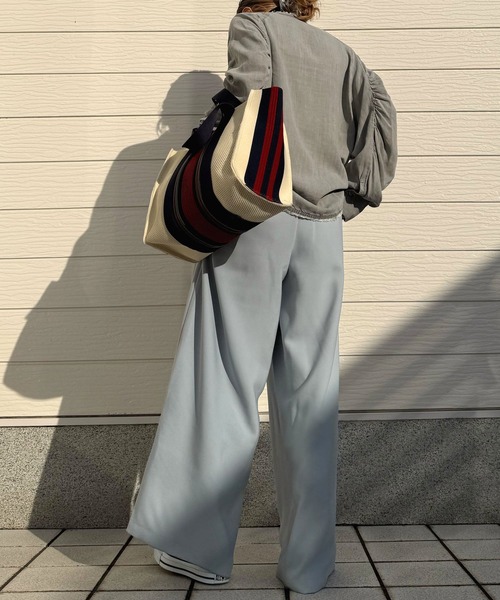 Q（キュー）の「マルチカラー2wayトート（トートバッグ・レディース・ブラック系・ONE SIZE）」の12枚目の写真