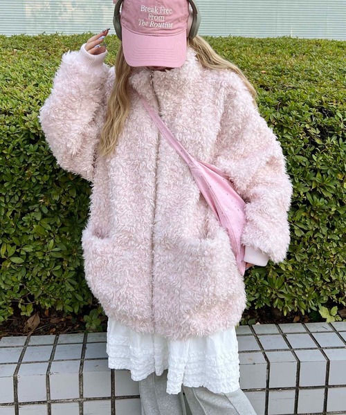 WC（ダブル シー）の「《一部店舗限定★》もこもこプードルブルゾン（ブルゾン・レディース・ライトピンク/ブラウン/グレー・MEDIUM/LARGE）」の3枚目の写真