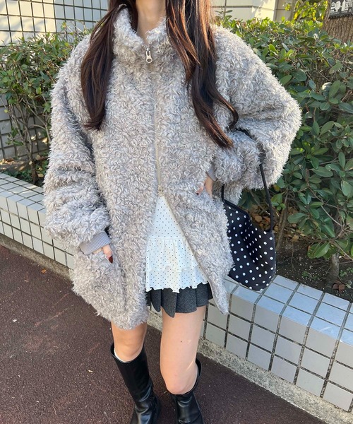 WC（ダブル シー）の「《一部店舗限定★》もこもこプードルブルゾン（ブルゾン・レディース・ライトピンク/ブラウン/グレー・MEDIUM/LARGE）」の6枚目の写真