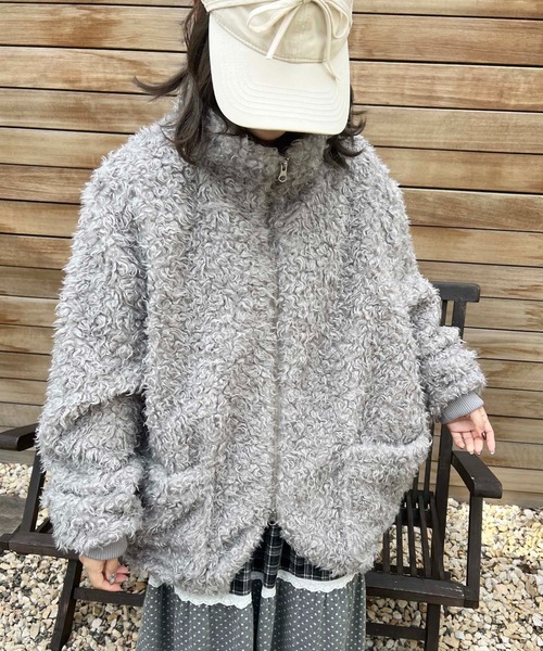 WC（ダブル シー）の「《一部店舗限定★》もこもこプードルブルゾン（ブルゾン・レディース・ライトピンク/ブラウン/グレー・MEDIUM/LARGE）」の9枚目の写真