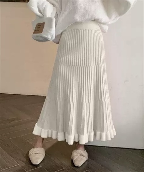 FREE STYLISTS(フリー スタイリスト)の「プリーツニットフレアスカート(スカート・レディース・ブラック/オフホワイト/ピンク・FREE)」の5枚目の写真