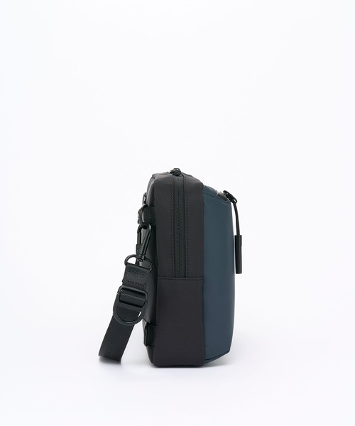 Samsonite（サムソナイト）の「サムソナイト SUB-LIM クロスボディ M（ボディバッグ/ウエストポーチ・メンズ・ネイビー/ブラック・ONE SIZE）」の16枚目の写真