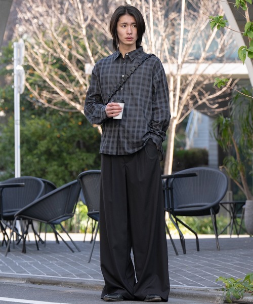 SINSS(シンス)の「Ombre check shirt / オンブレチェックシャツ(シャツ/ブラウス・メンズ・ブラック系その他/ネイビー・SMALL/X-SMALL/LARGE/MEDIUM)」の8枚目の写真