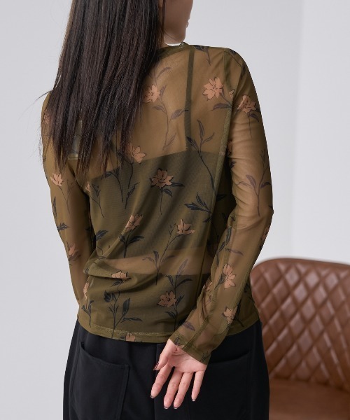 TRIANGLE PALETTE(トライアングルパレット)の「花柄シアープリントトップス/アソート柄(Tシャツ/カットソー・レディース・アイボリー/ブラック/ブラック系その他/ブラウン/オリーブ/ブラック系その他2/ホワイト系その他・FREE)」の21枚目の写真