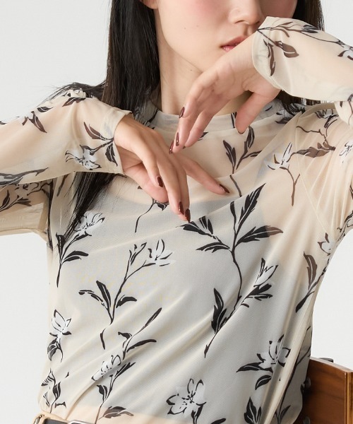 TRIANGLE PALETTE(トライアングルパレット)の「花柄シアープリントトップス/アソート柄(Tシャツ/カットソー・レディース・アイボリー/ブラック/ブラック系その他/ブラウン/オリーブ/ブラック系その他2/ホワイト系その他・FREE)」の22枚目の写真