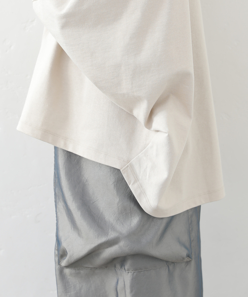 JOURNAL STANDARD LUXE（ジャーナルスタンダード　ラックス）の「デラヴェジャージ カイトプルオーバー（Tシャツ/カットソー・レディース・ブラック/ホワイト/ベージュ・FREE）」の11枚目の写真