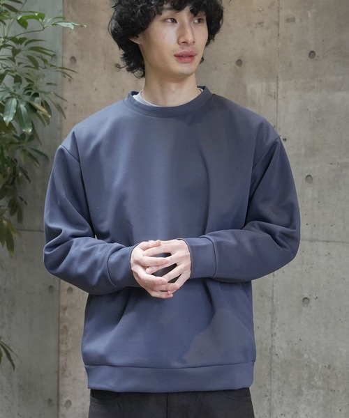 UNIIT(ユニット)の「【TIMBRE POSTE】【軽量・シワになりにくい】ふわ軽 エアーパフ クルーネックトレーナー 長袖 イージーケア ルームウェア 部屋着 ワンマイルウェア ユニセックス(スウェット・メンズ・スミクロ/ライトグレー/ネイビー・X-LARGE/LARGE/MEDIUM)」の20枚目の写真