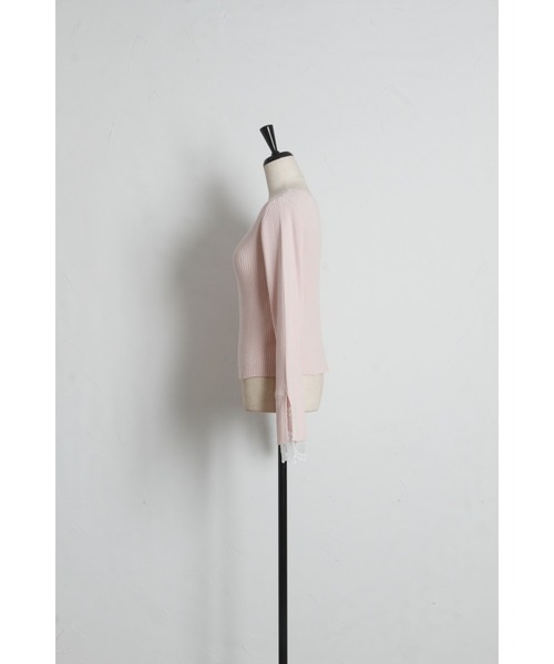 tocco closet(トッコ クローゼット)の「【ZOZO限定】前後2WAY袖レースリブニットトップス(ニット/セーター・レディース・ラベンダー/ネイビー/ピンク/ライトイエロー/ブラック/ワイン・M)」の11枚目の写真