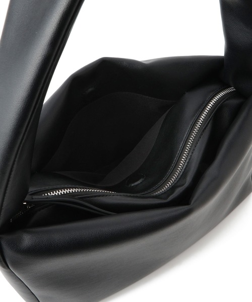 SALON adam et rope'（サロン アダム エ ロペ）の「【WEB限定】スプリットレザーHOBOバッグ（ハンドバッグ・レディース・ベージュ/ブラック・FREE）」の14枚目の写真