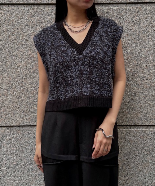 &g'aime（アンジェム）の「【&ｇ'aime 】MIXカラーベスト Mix Color Vest（ベスト・レディース・アイボリー/ブラック/チャコールグレー・FREE）」の2枚目の写真