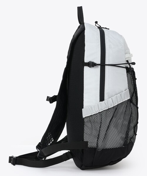Columbia(コロンビア)の「撥水 Columbia/ バードリーライト 18L バックパック/コロンビア(バックパック/リュック・レディース・ブルー/ブラック/ホワイト・ONE SIZE)」の15枚目の写真